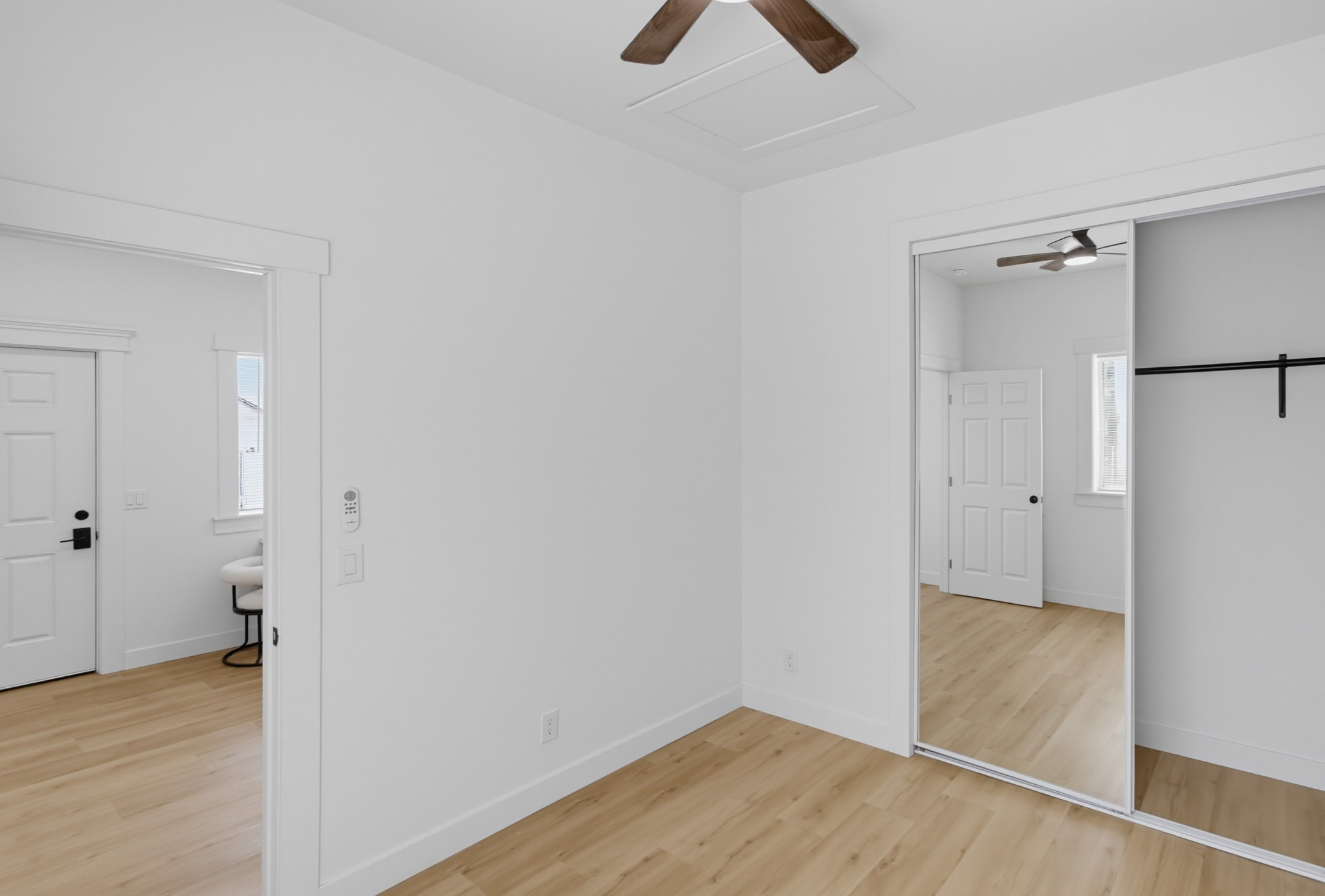 Virtual tour photo 21 of 31 for 242 E California Ave