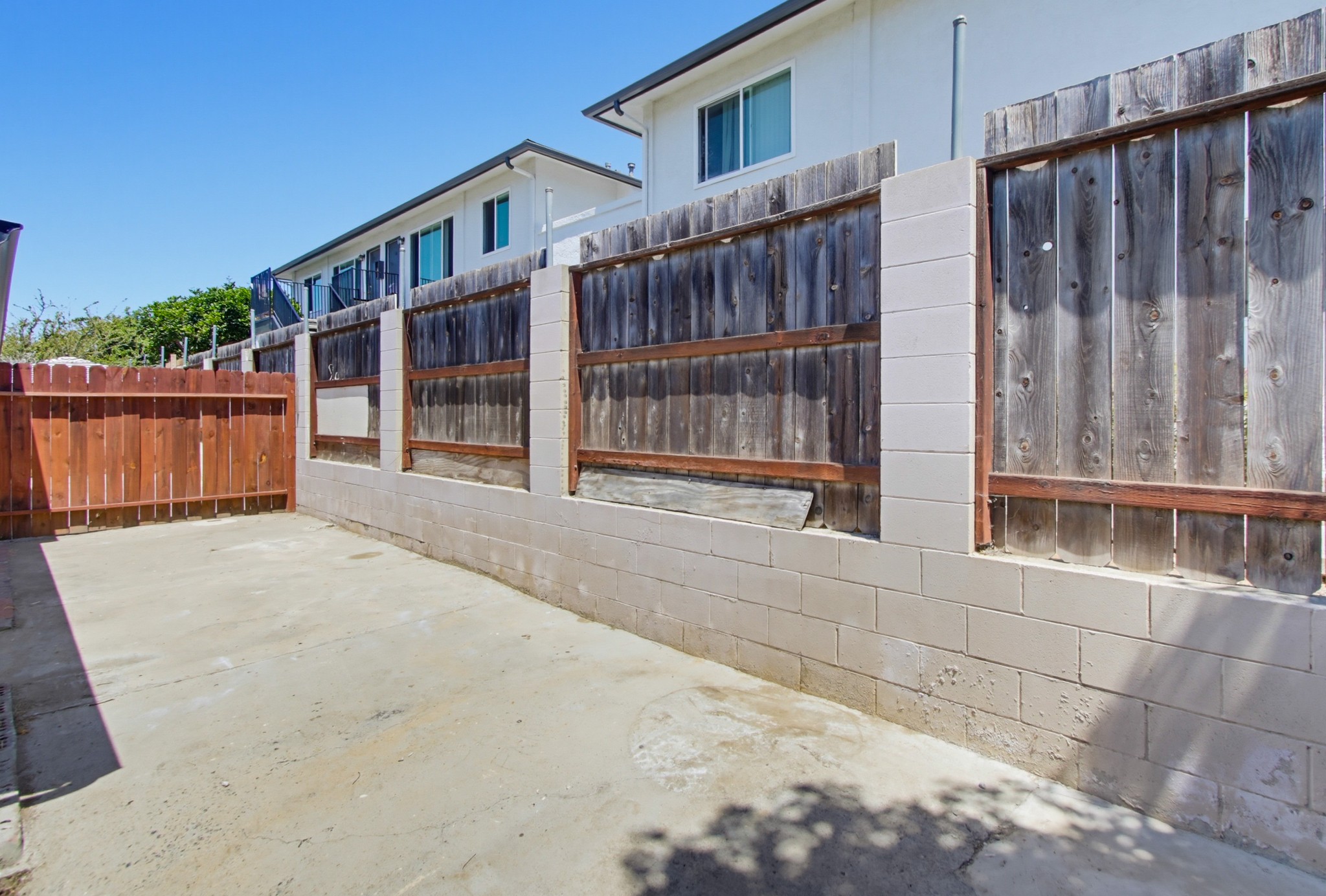 Virtual tour photo 28 of 31 for 242 E California Ave