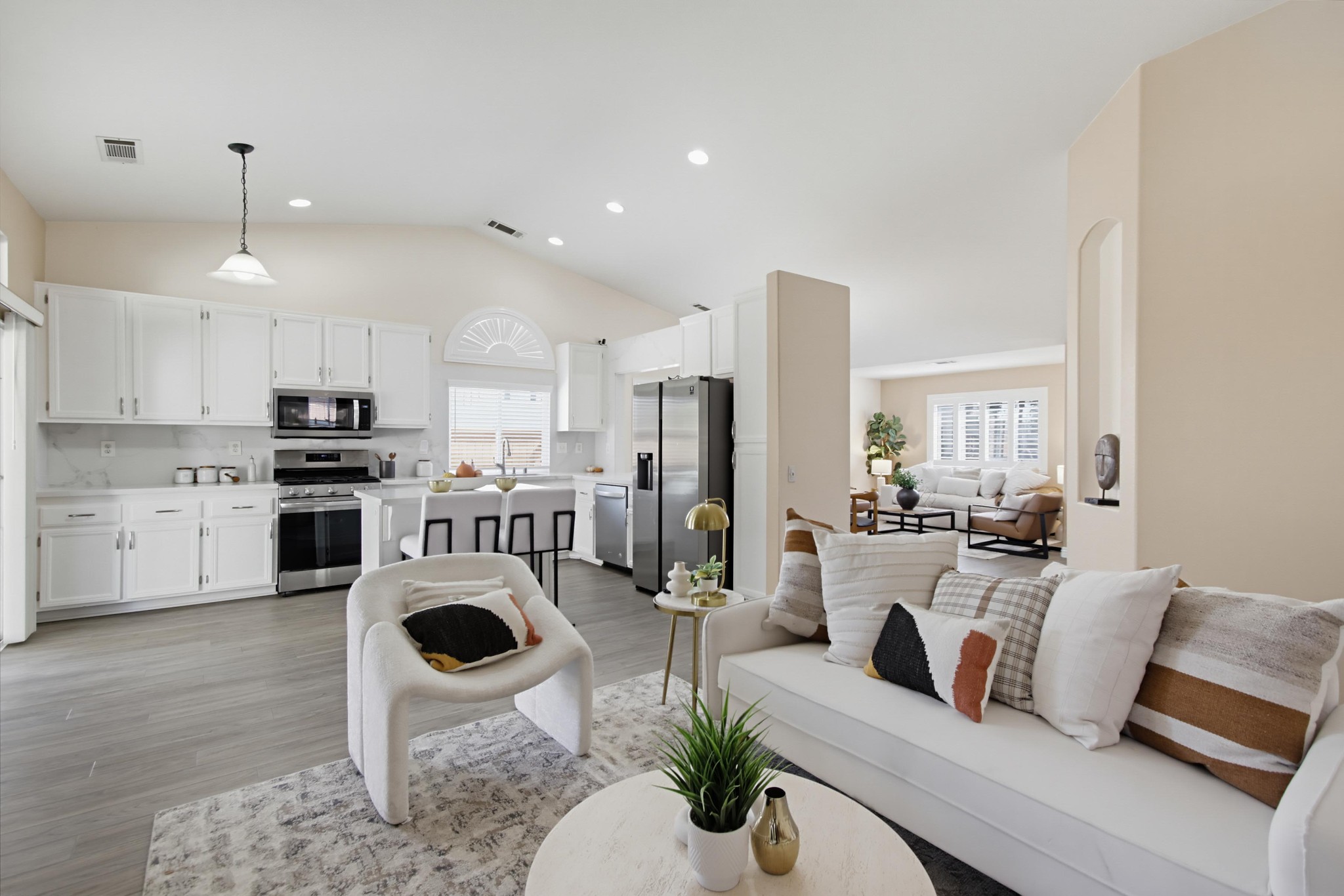 Virtual tour photo 6 of 11 for 2420 Linda Ct
