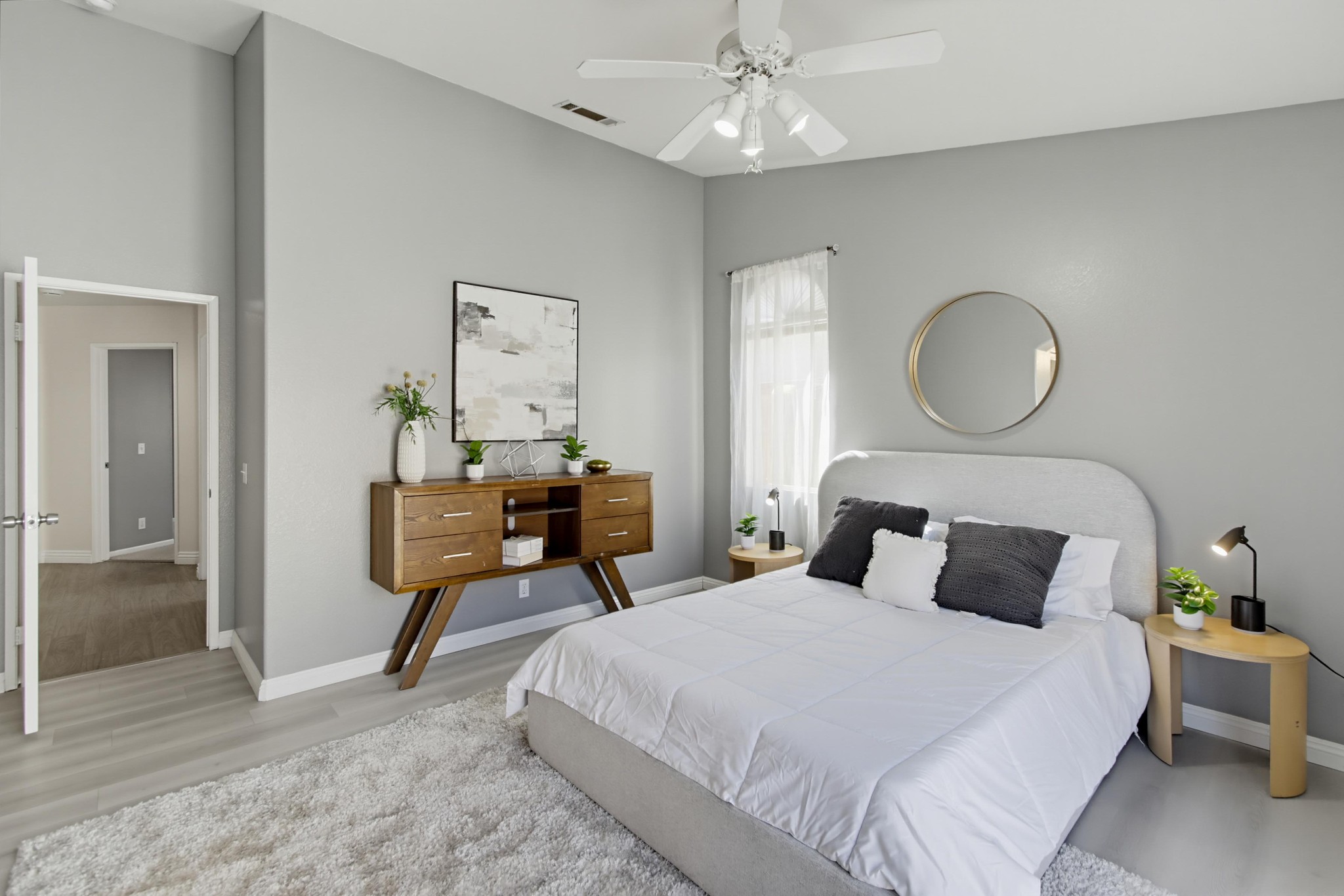 Virtual tour photo 8 of 11 for 2420 Linda Ct