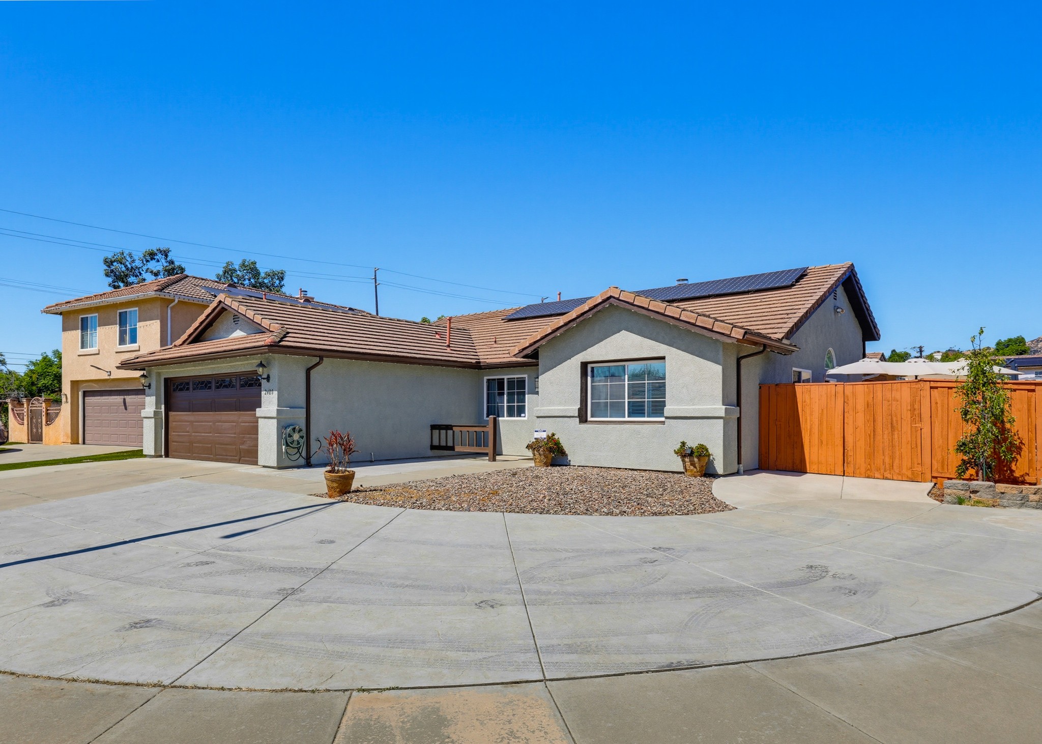 Virtual tour photo 3 of 62 for 2420 Linda Ct