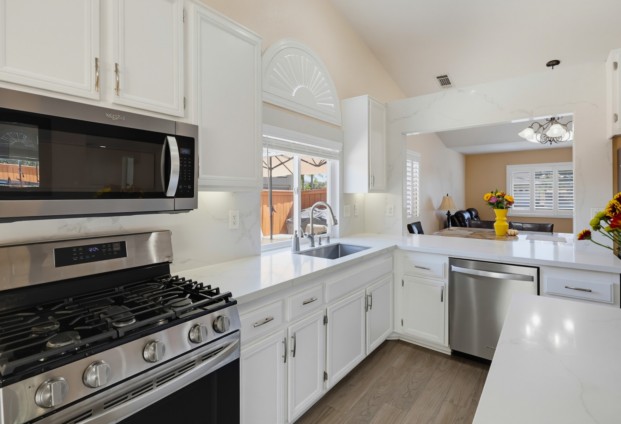 Virtual tour photo 22 of 62 for 2420 Linda Ct