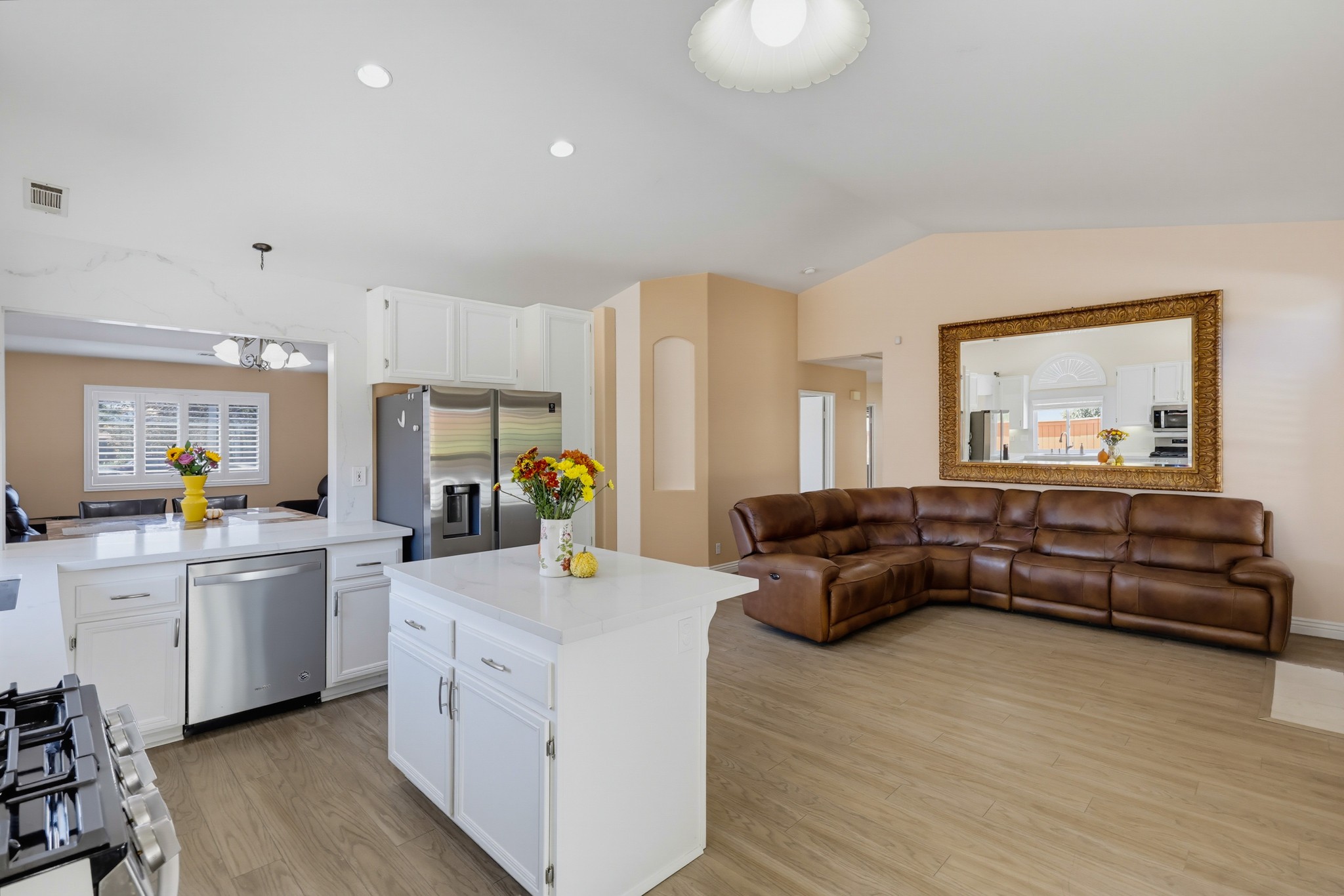Virtual tour photo 26 of 62 for 2420 Linda Ct