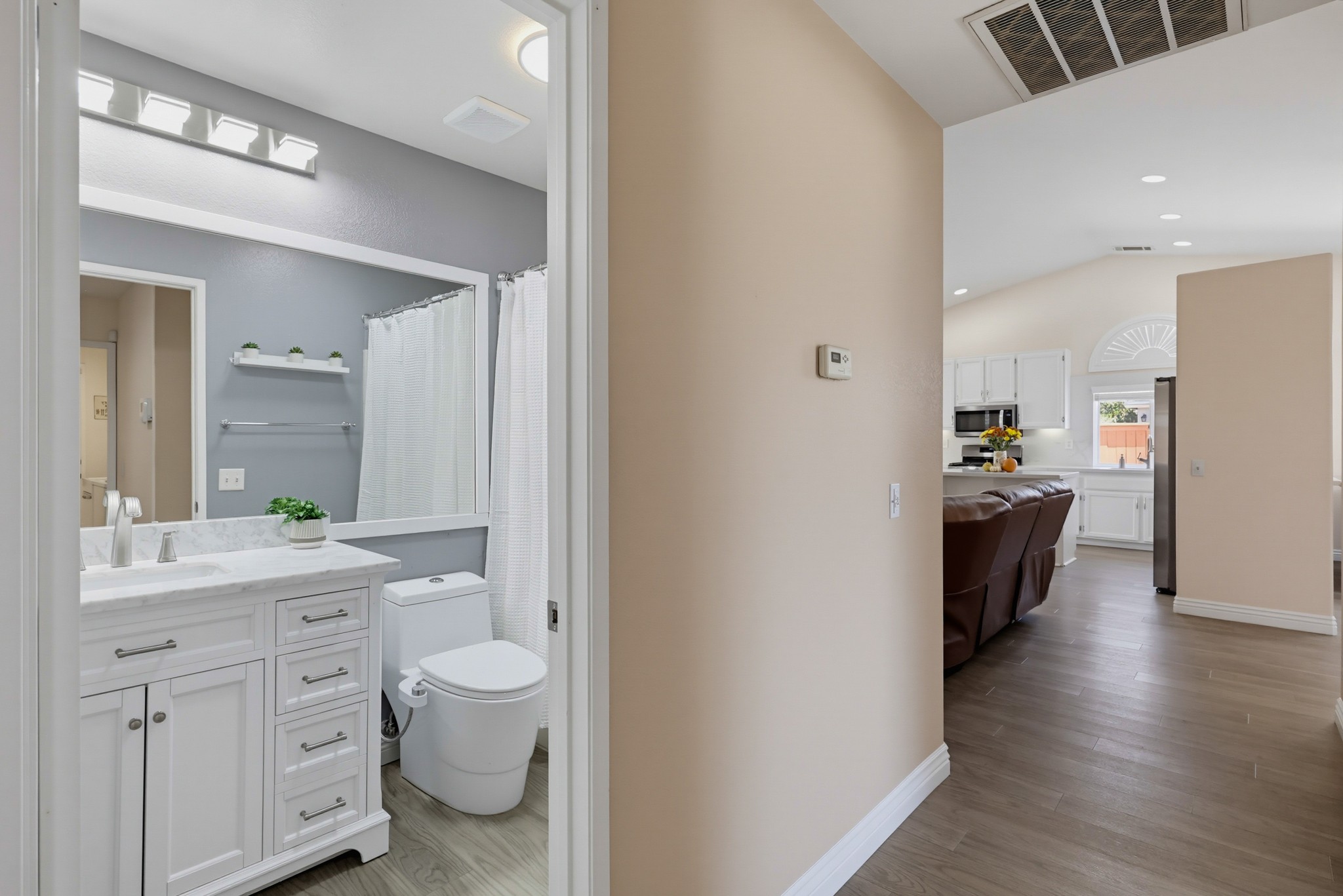 Virtual tour photo 28 of 62 for 2420 Linda Ct