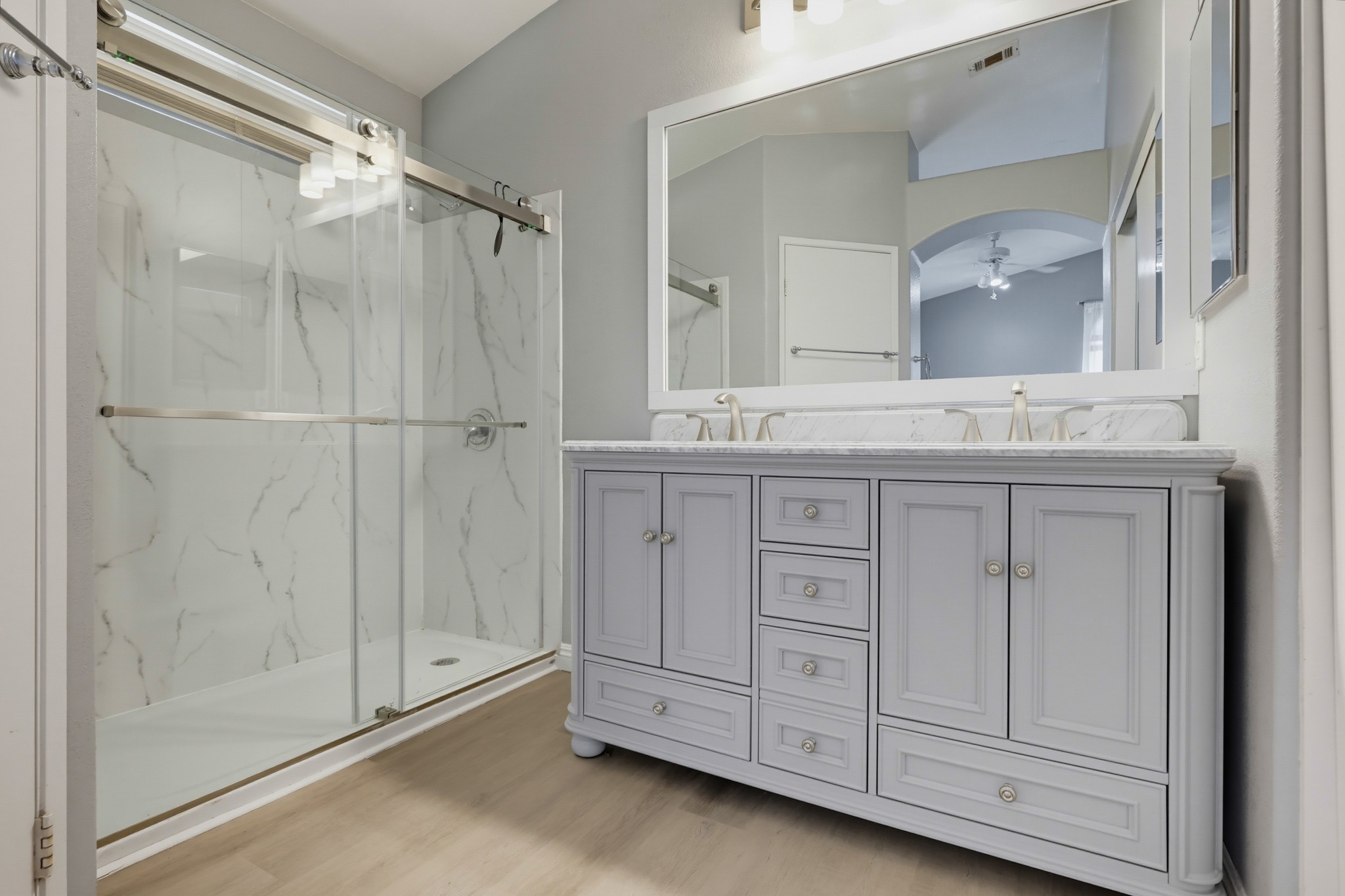 Virtual tour photo 33 of 62 for 2420 Linda Ct