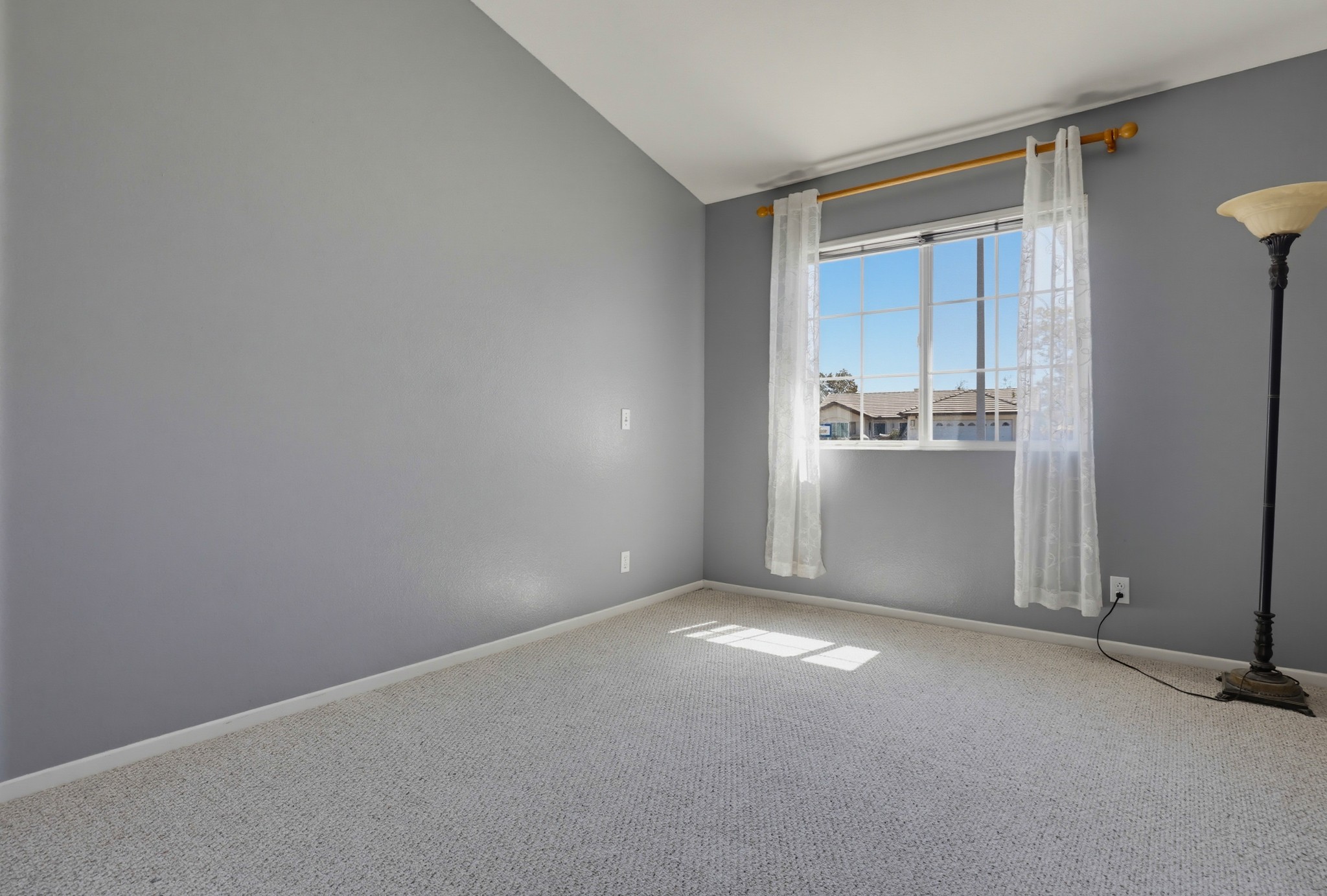 Virtual tour photo 36 of 62 for 2420 Linda Ct