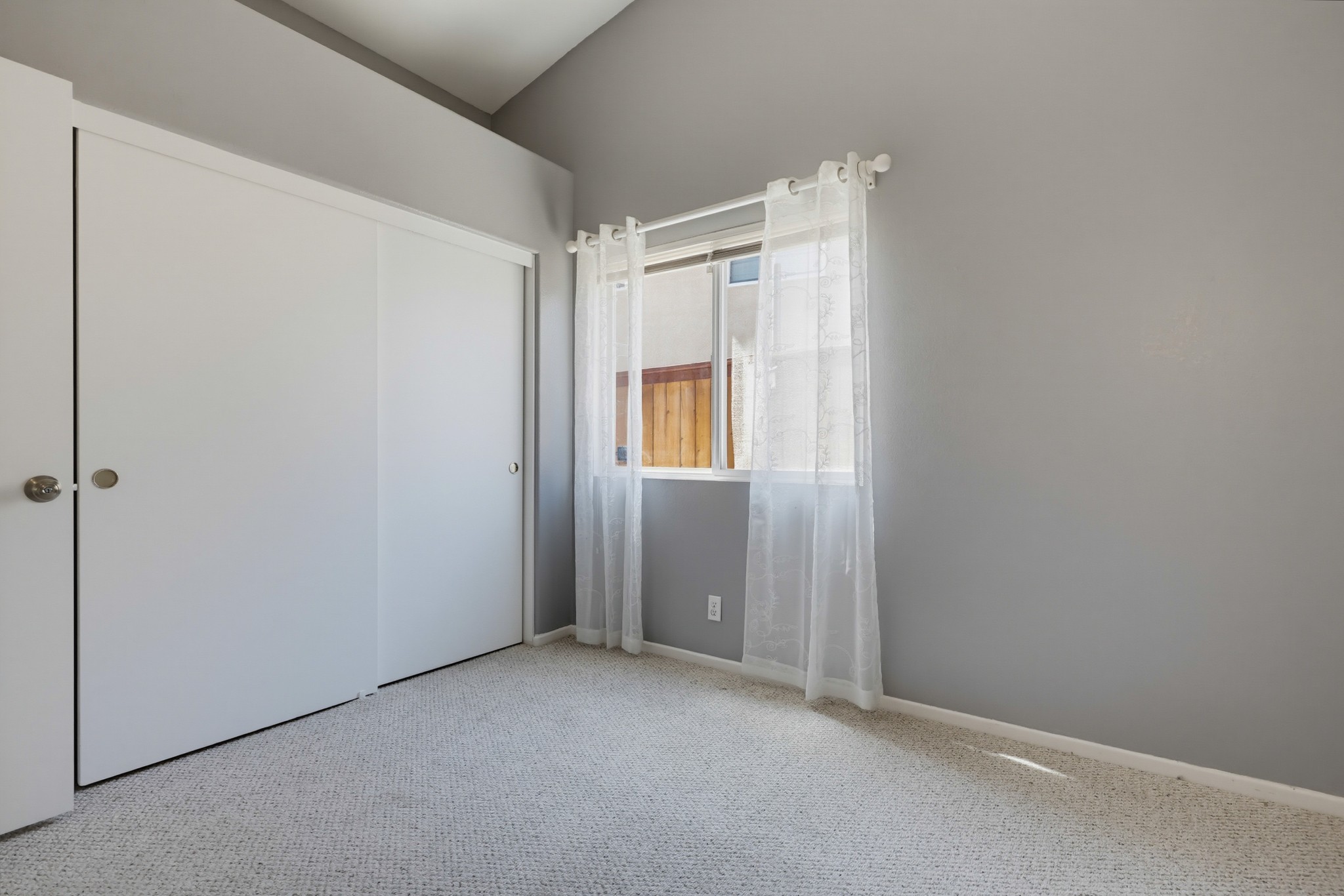 Virtual tour photo 44 of 62 for 2420 Linda Ct