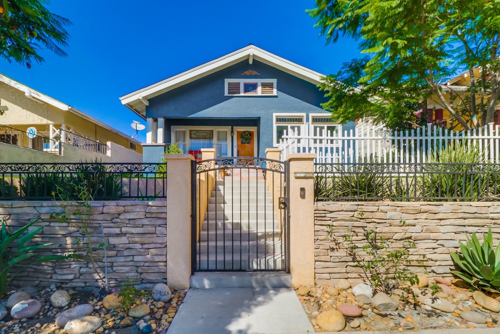 Virtual tour photo 1 of 33 for 2422 J St