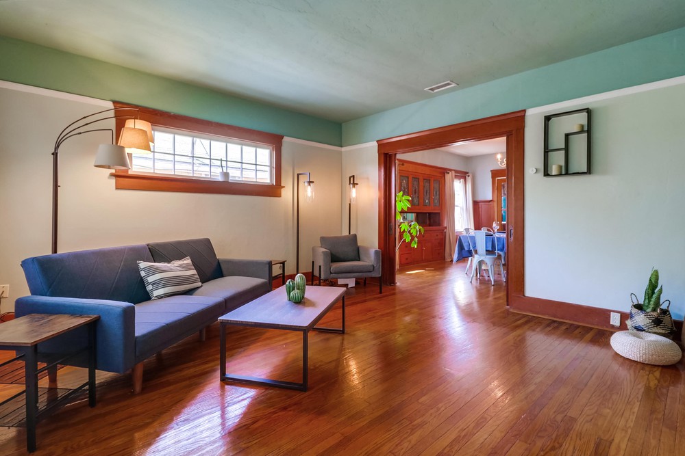 Virtual tour photo 8 of 33 for 2422 J St