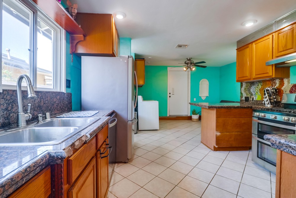 Virtual tour photo 19 of 33 for 2422 J St