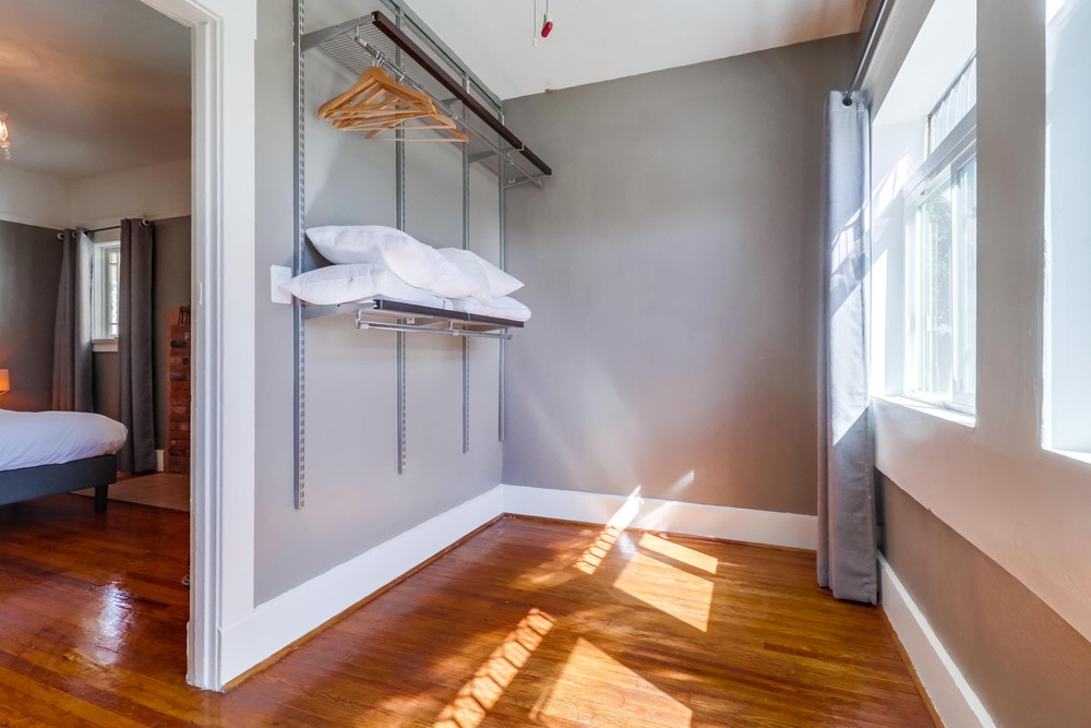Virtual tour photo 23 of 33 for 2422 J St