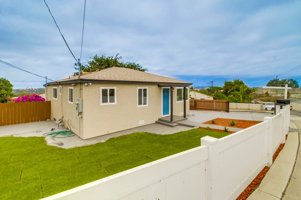 Virtual tour photo 3 of 47 for 2422 W Jewett St