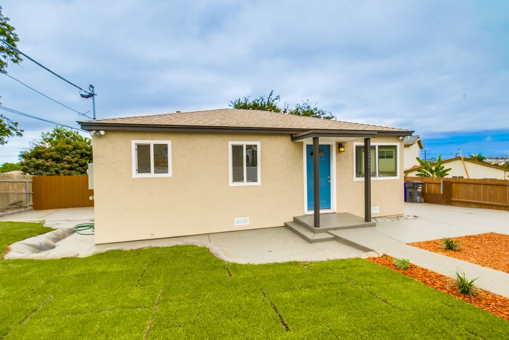 Virtual tour photo 6 of 47 for 2422 W Jewett St