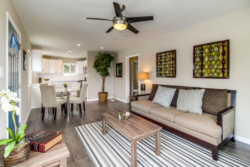 Virtual tour photo 13 of 47 for 2422 W Jewett St