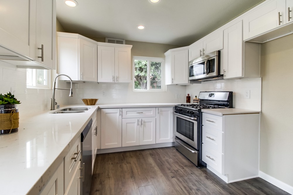 Virtual tour photo 19 of 47 for 2422 W Jewett St