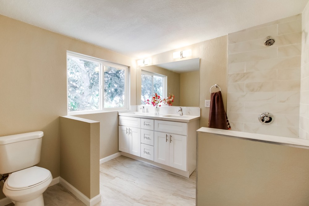 Virtual tour photo 25 of 47 for 2422 W Jewett St