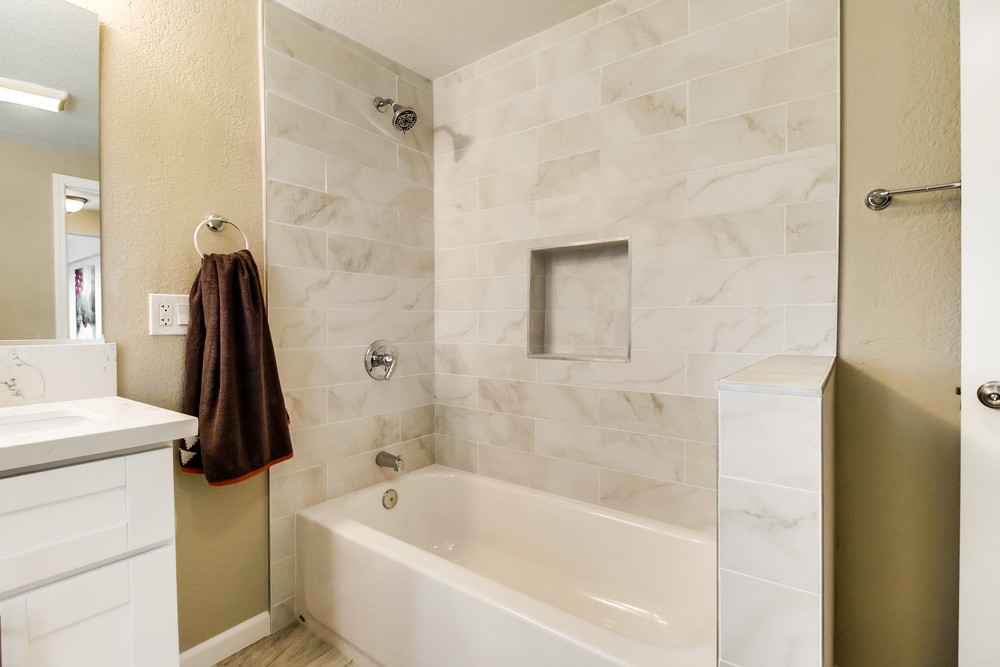 Virtual tour photo 27 of 47 for 2422 W Jewett St