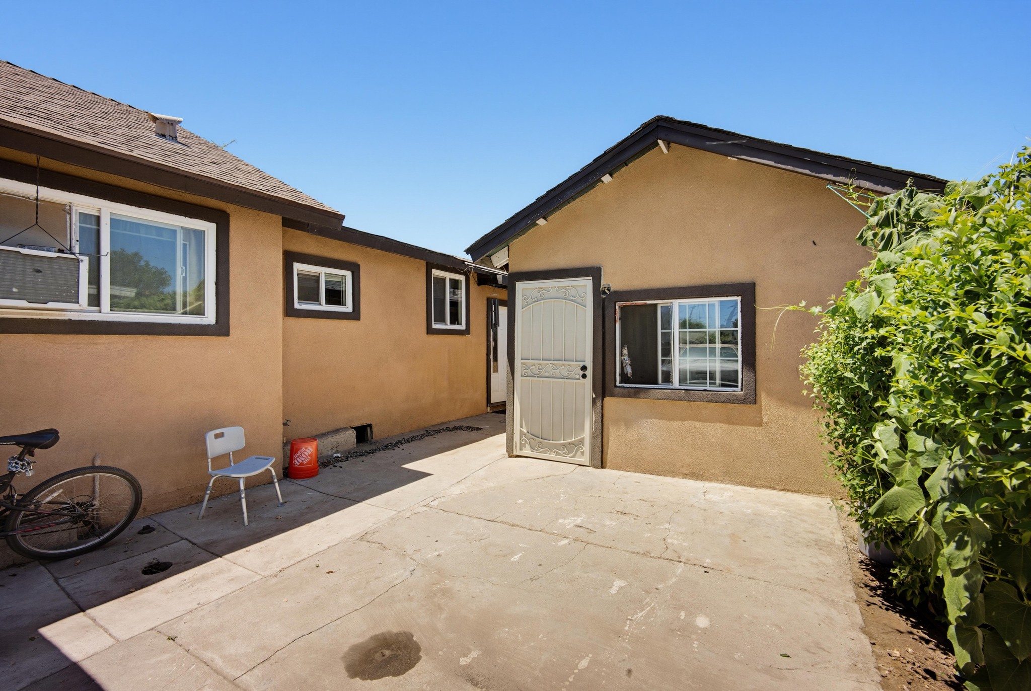 Virtual tour photo 7 of 56 for 24226 Monterey Ave