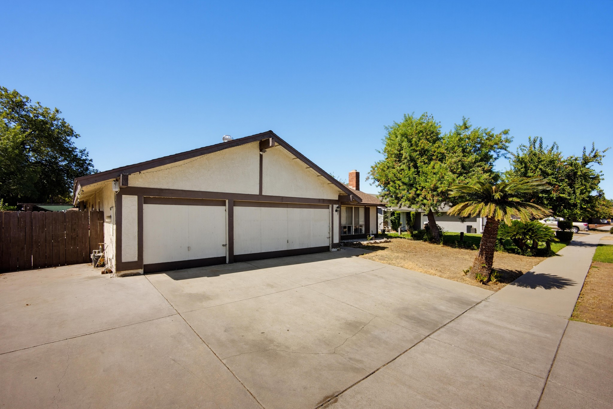 Virtual tour photo 4 of 46 for 24275 Tierra de Oro St