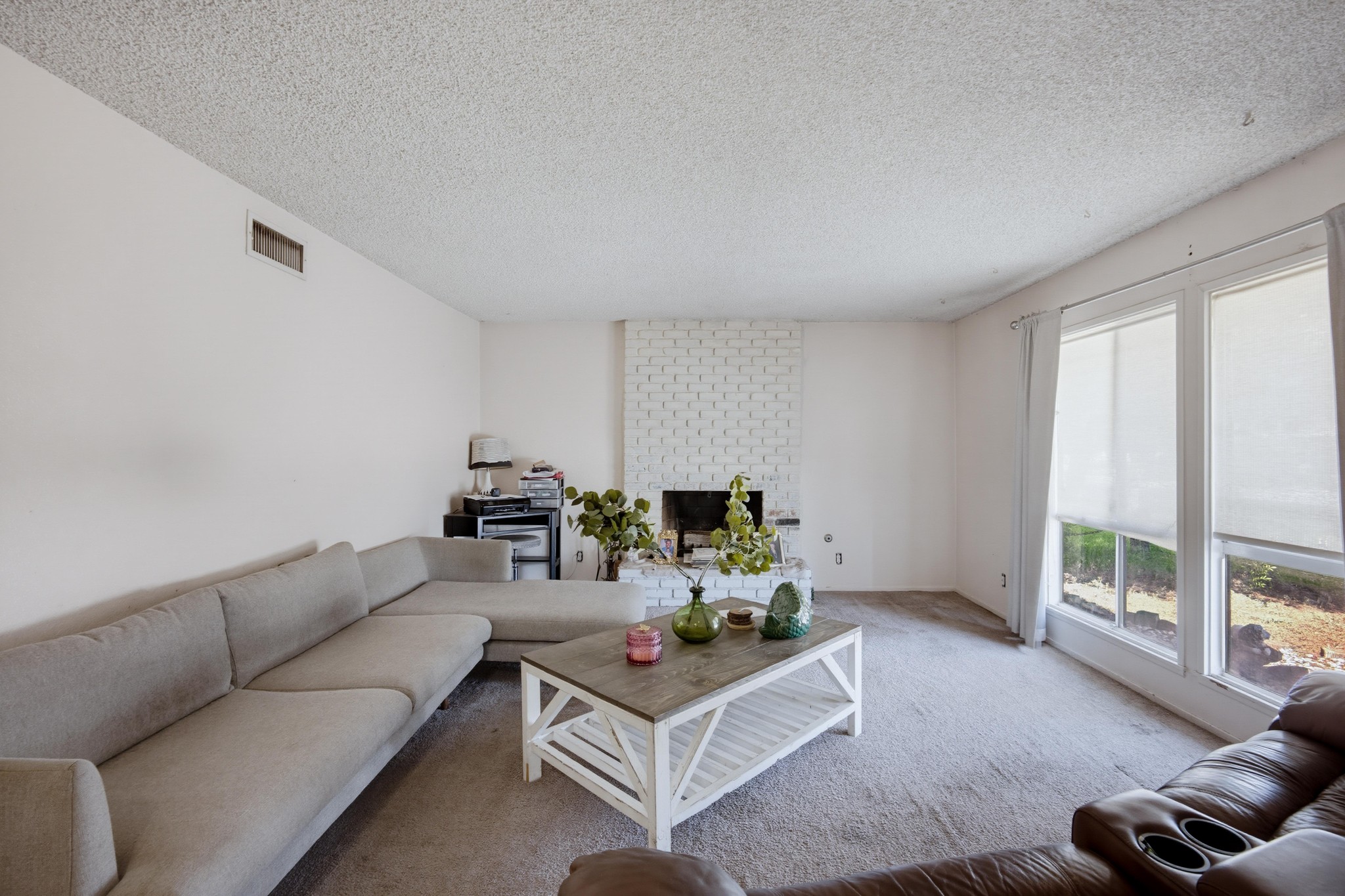 Virtual tour photo 10 of 46 for 24275 Tierra de Oro St