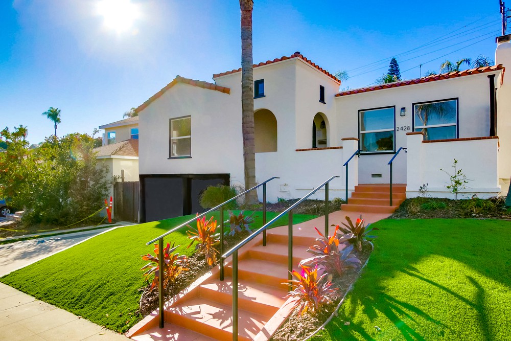 Virtual tour photo 3 of 58 for 2428 33rd St