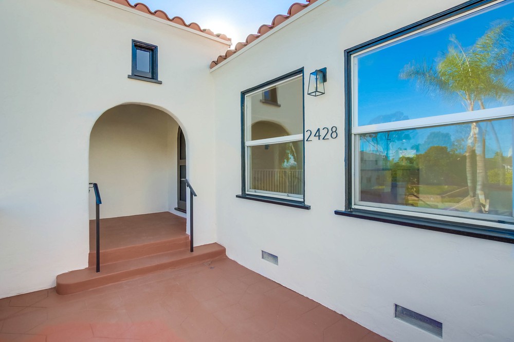 Virtual tour photo 5 of 58 for 2428 33rd St