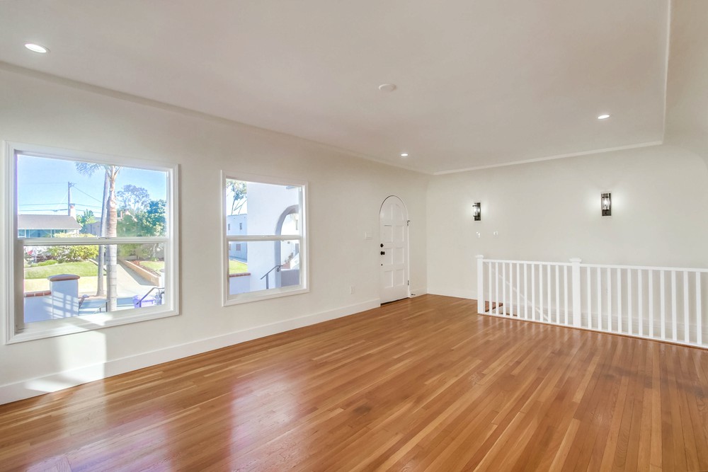 Virtual tour photo 8 of 58 for 2428 33rd St