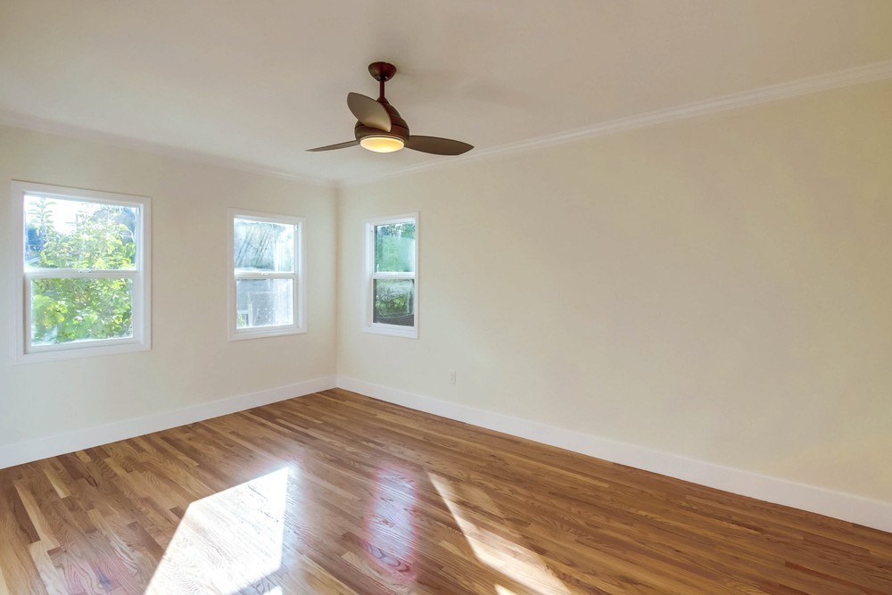 Virtual tour photo 32 of 58 for 2428 33rd St