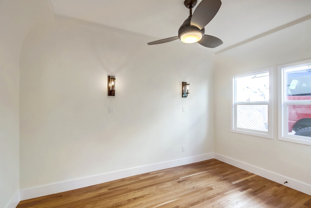 Virtual tour photo 38 of 58 for 2428 33rd St