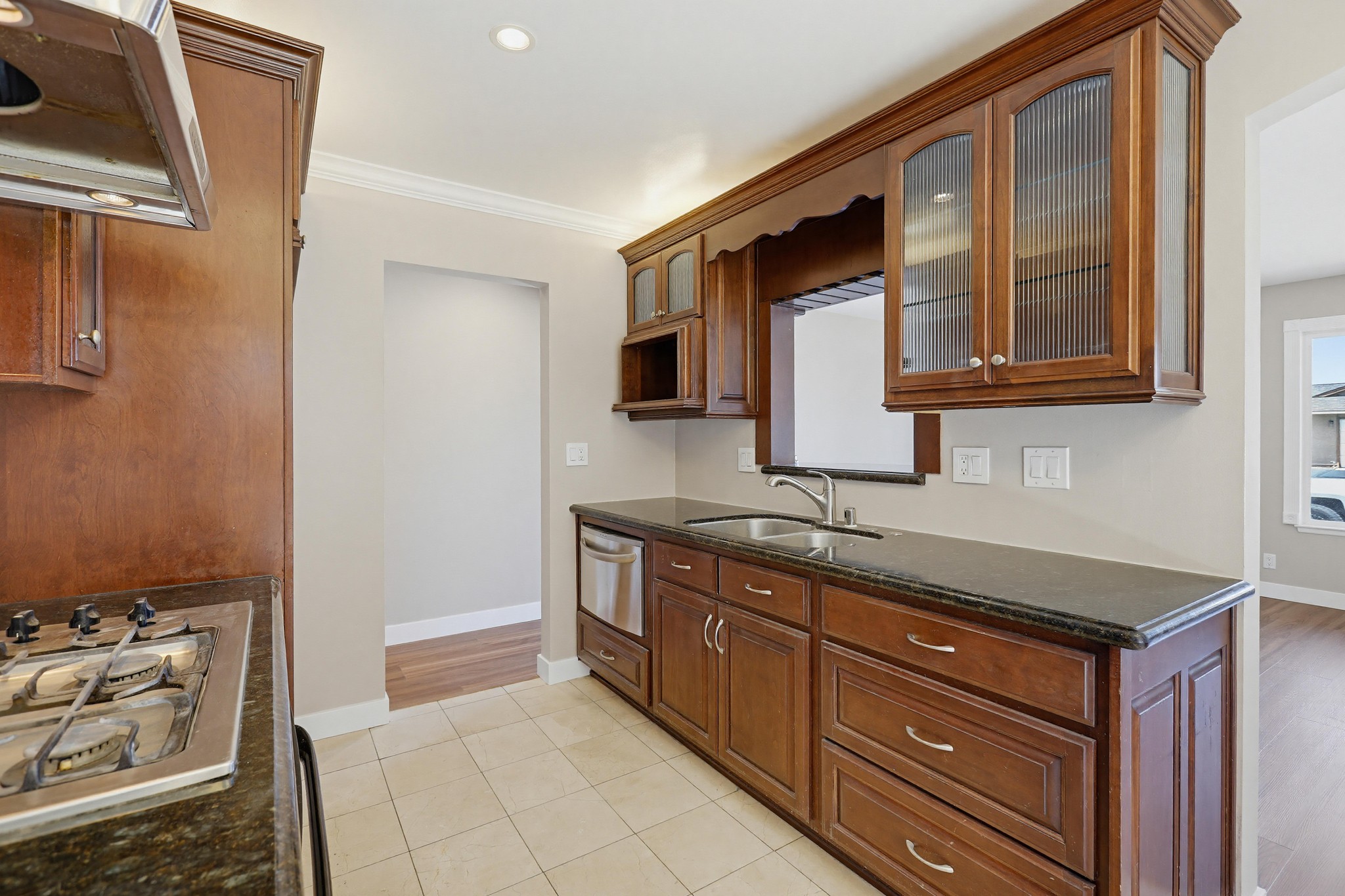 Virtual tour photo 17 of 54 for 243 N Pageant St