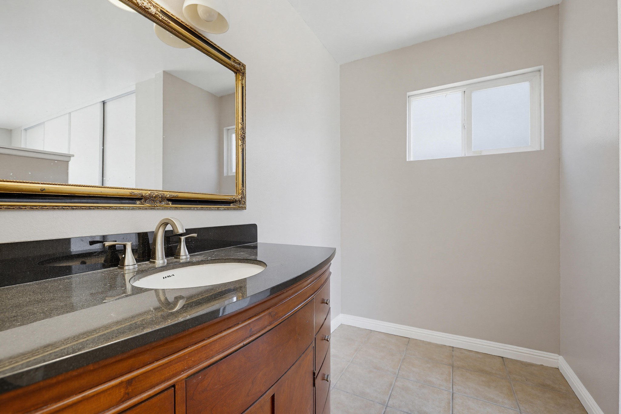 Virtual tour photo 30 of 54 for 243 N Pageant St