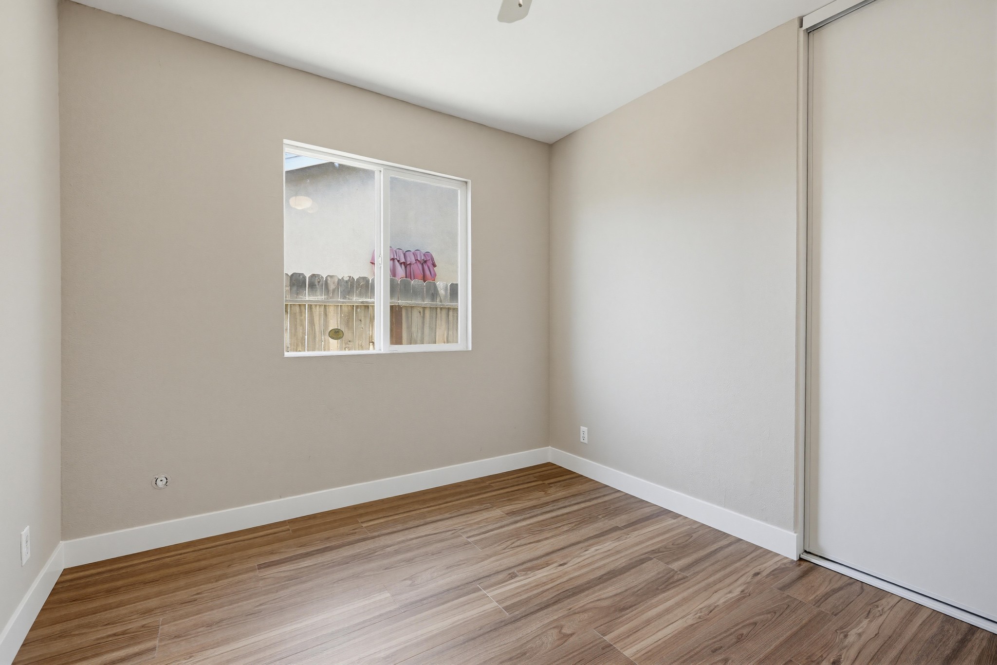 Virtual tour photo 35 of 54 for 243 N Pageant St