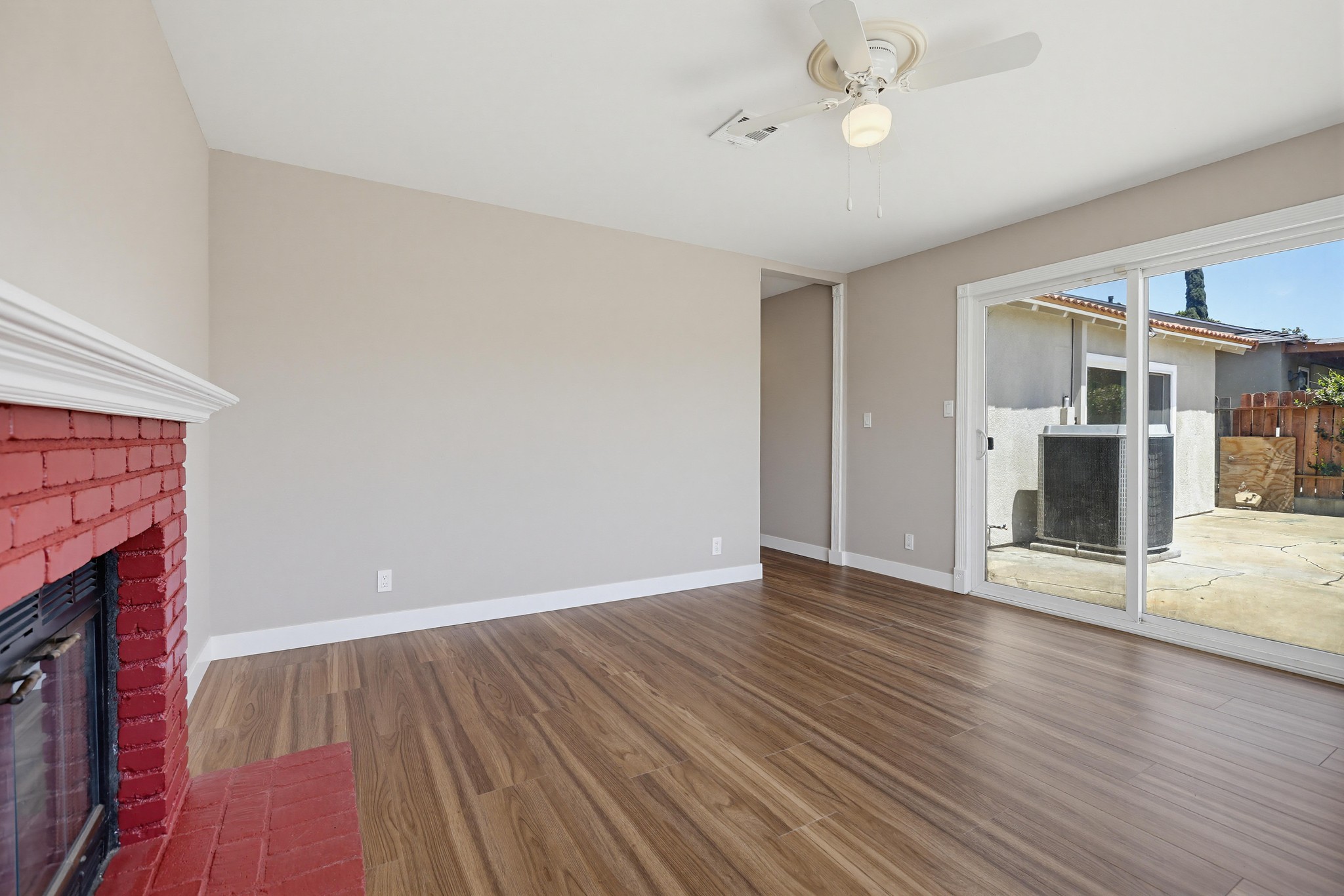 Virtual tour photo 43 of 54 for 243 N Pageant St