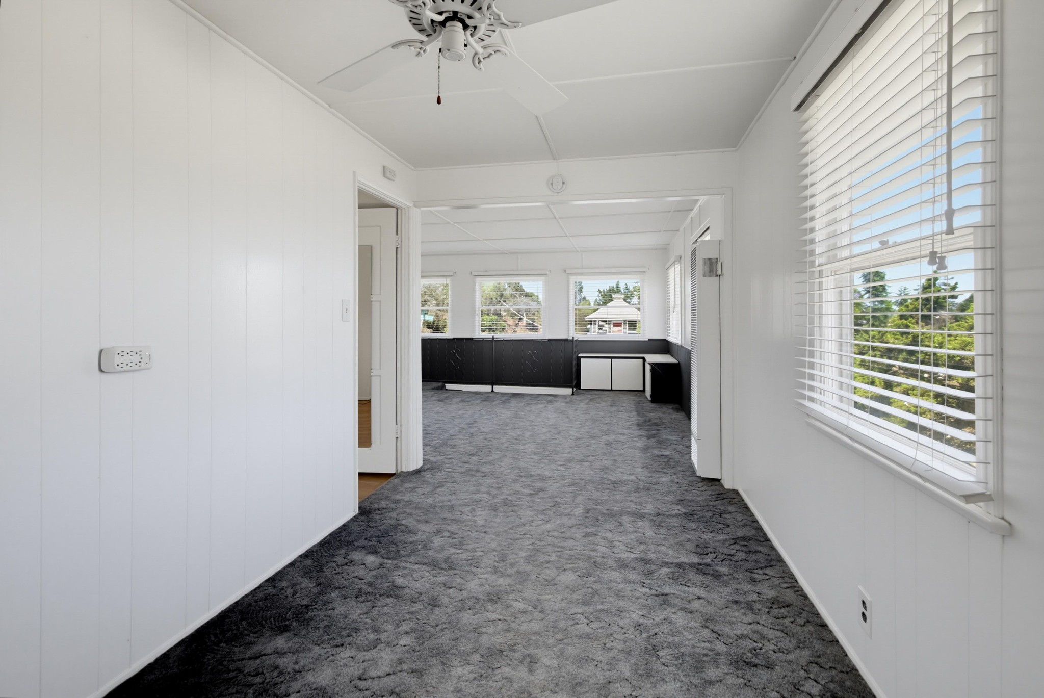Virtual tour photo 12 of 47 for 243 North Ln