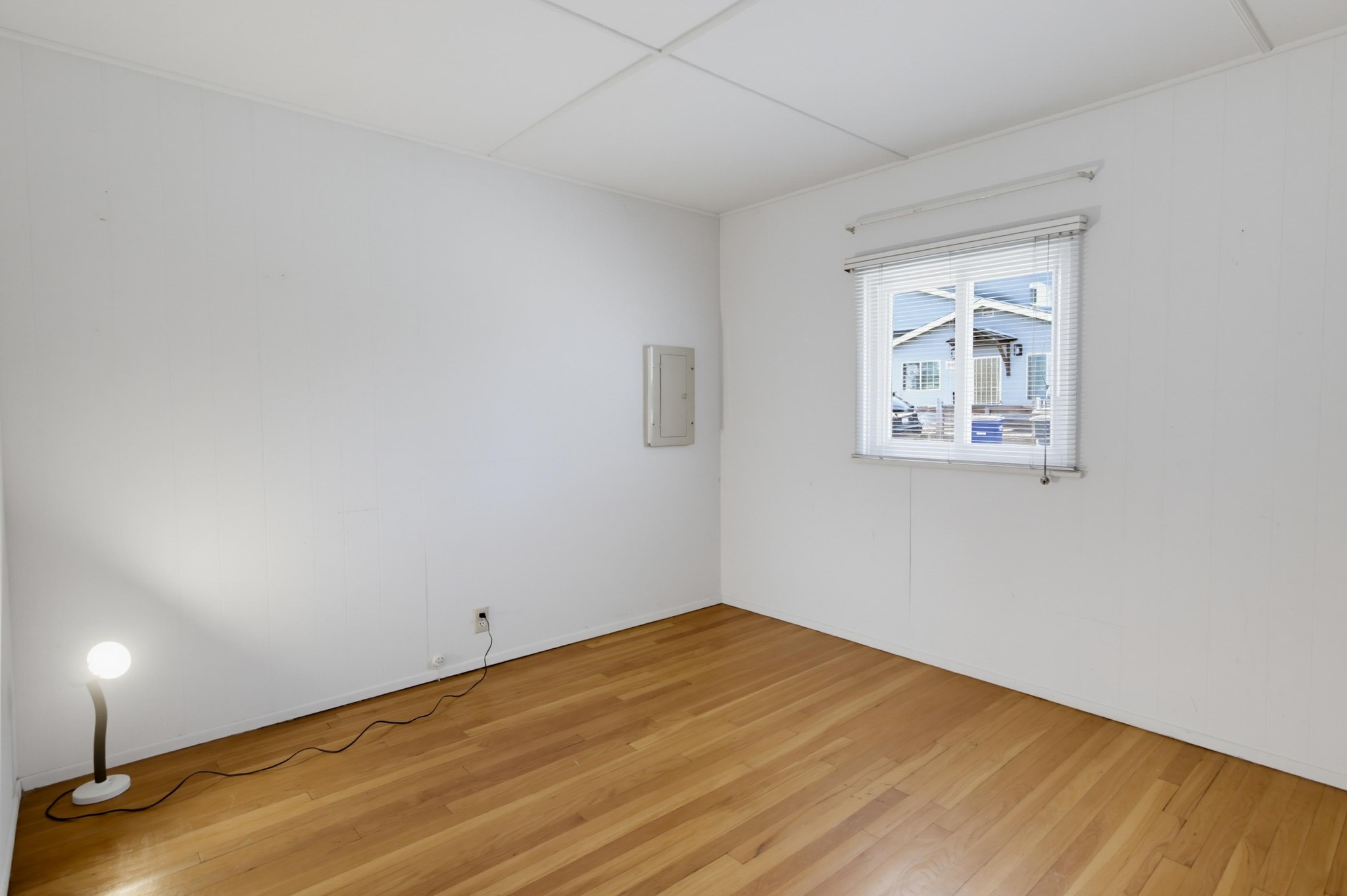 Virtual tour photo 13 of 47 for 243 North Ln