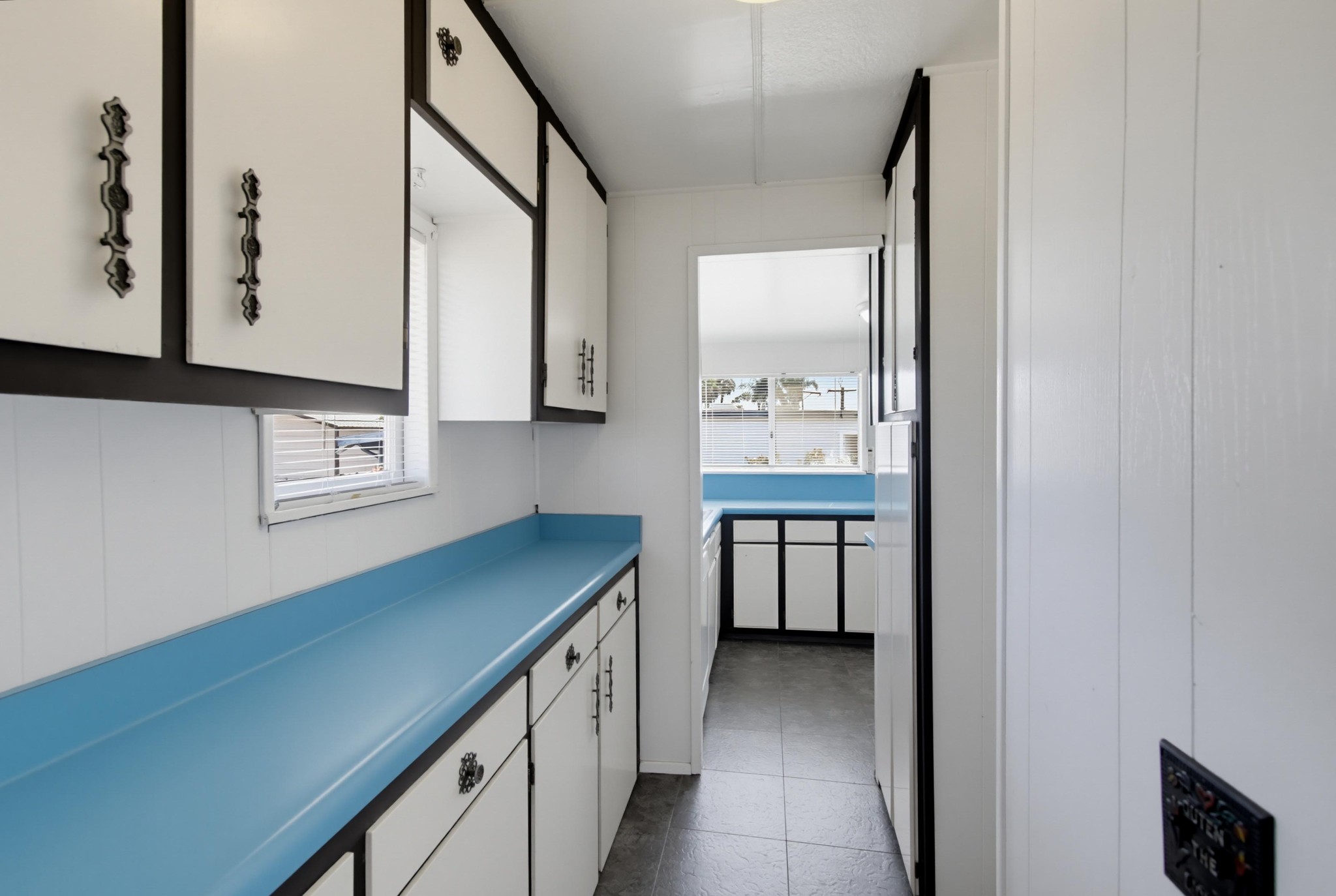 Virtual tour photo 15 of 47 for 243 North Ln