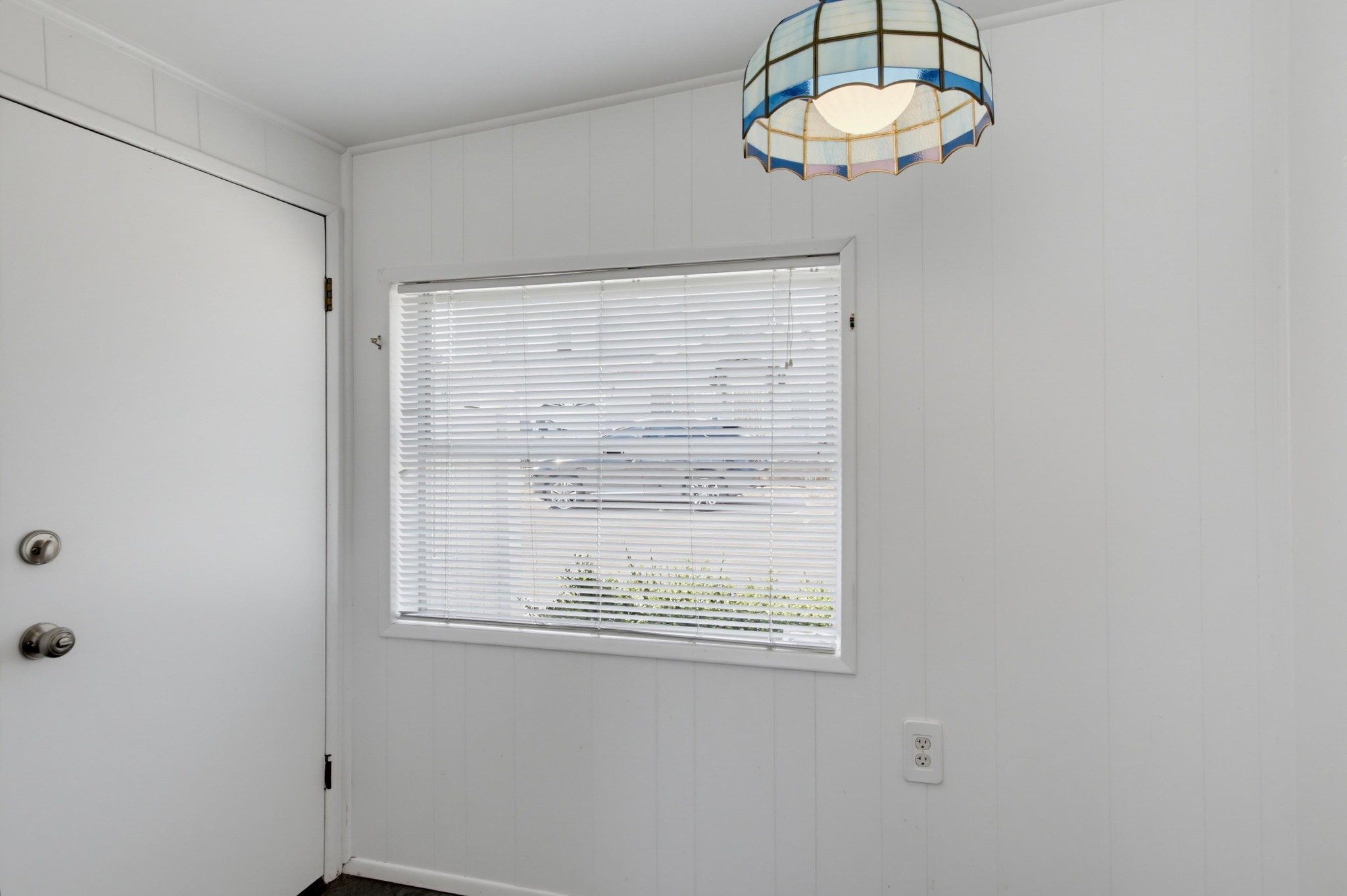 Virtual tour photo 19 of 47 for 243 North Ln