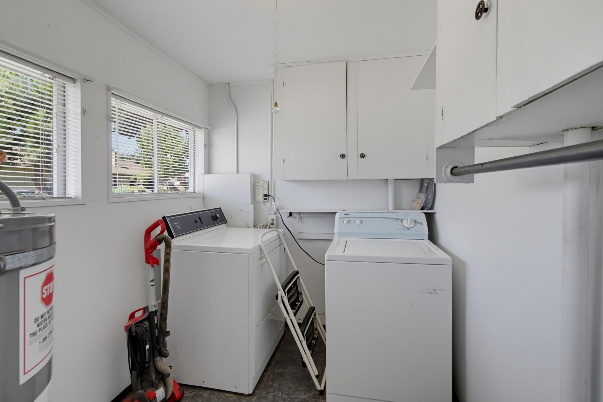 Virtual tour photo 22 of 47 for 243 North Ln