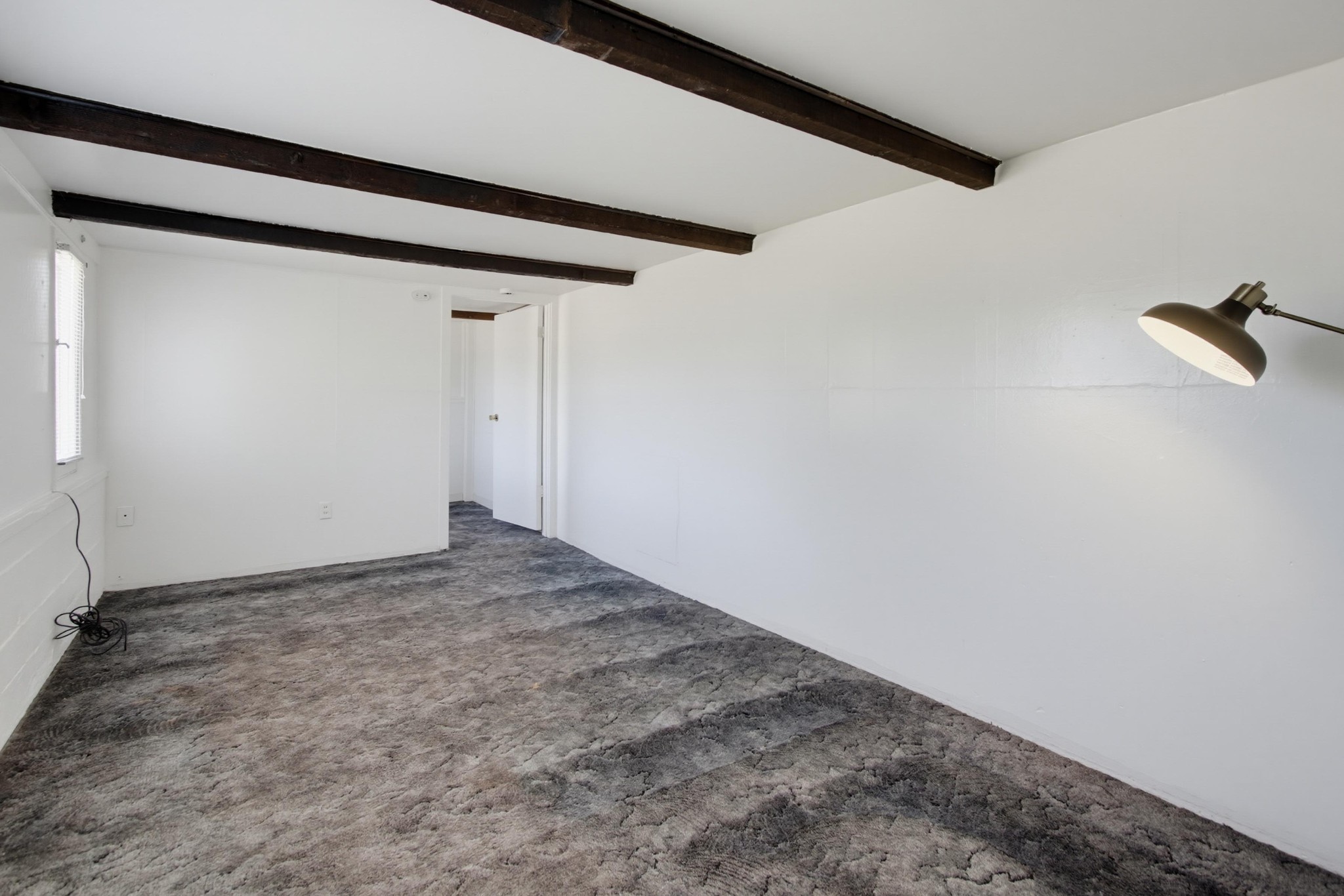 Virtual tour photo 23 of 47 for 243 North Ln