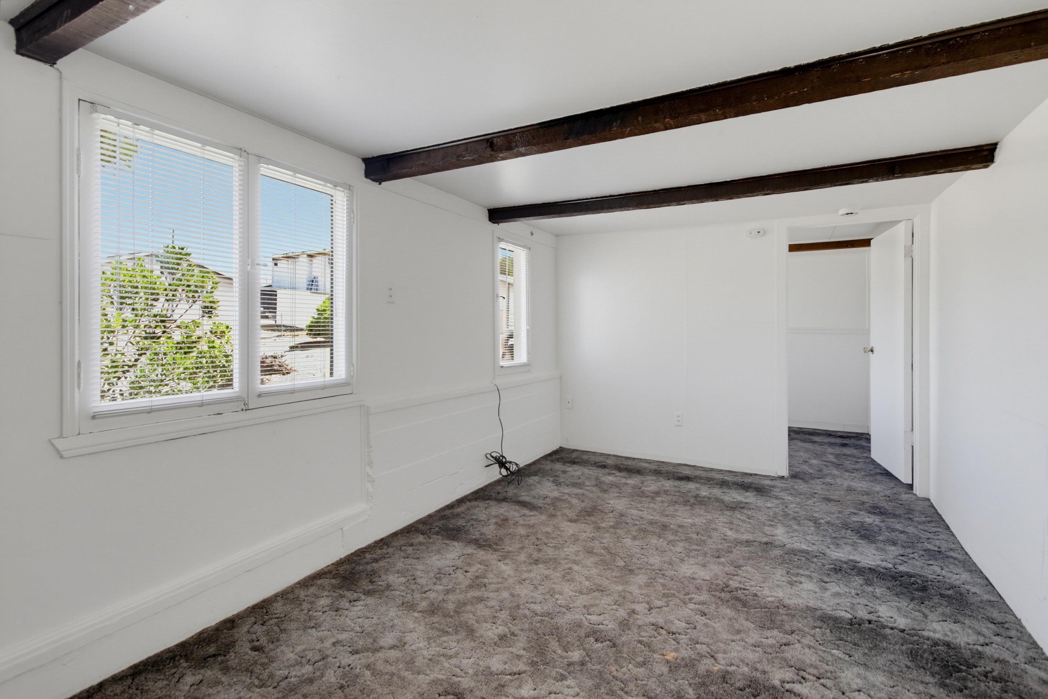 Virtual tour photo 24 of 47 for 243 North Ln
