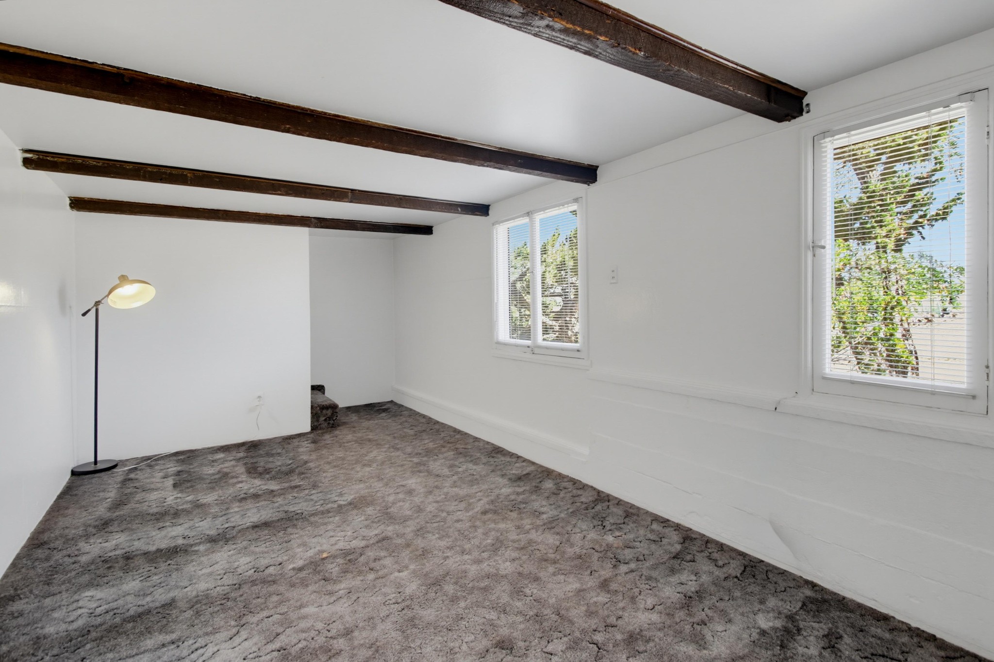 Virtual tour photo 25 of 47 for 243 North Ln