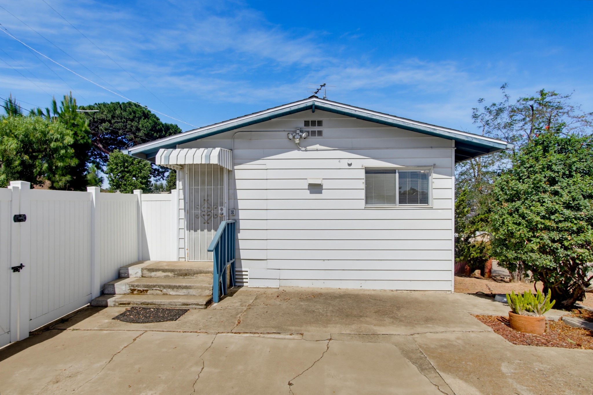 Virtual tour photo 42 of 47 for 243 North Ln