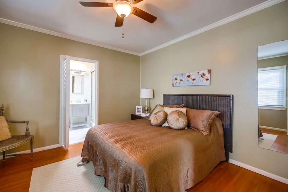 Virtual tour photo 32 of 46 for 2431 29th St