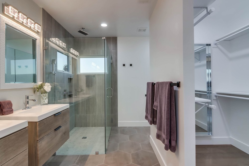 Virtual tour photo 53 of 83 for 2431 Union St