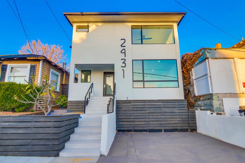Virtual tour photo 68 of 83 for 2431 Union St