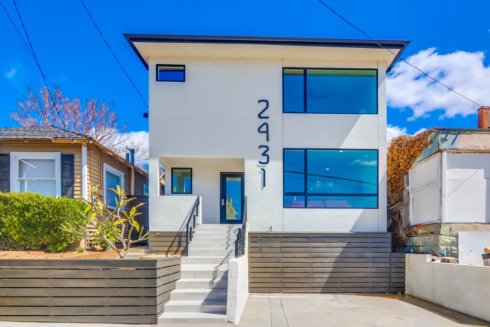 Virtual tour photo 1 of 68 for 2431 Union St
