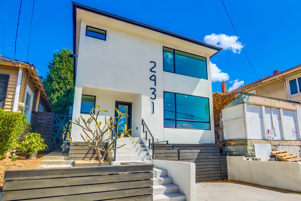 Virtual tour photo 3 of 68 for 2431 Union St
