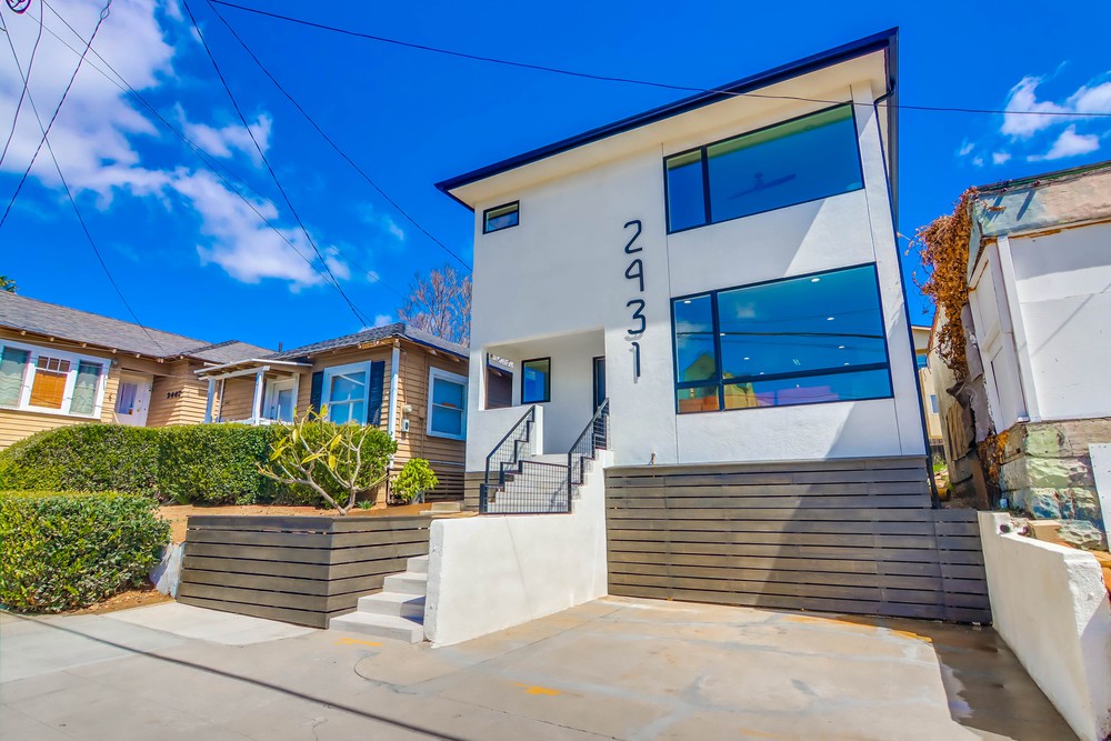 Virtual tour photo 4 of 68 for 2431 Union St