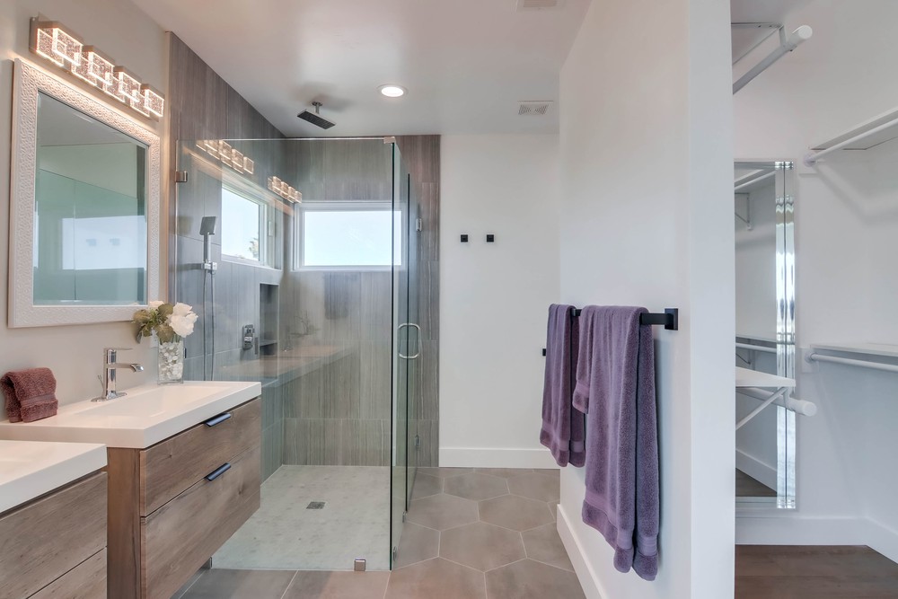 Virtual tour photo 39 of 68 for 2431 Union St