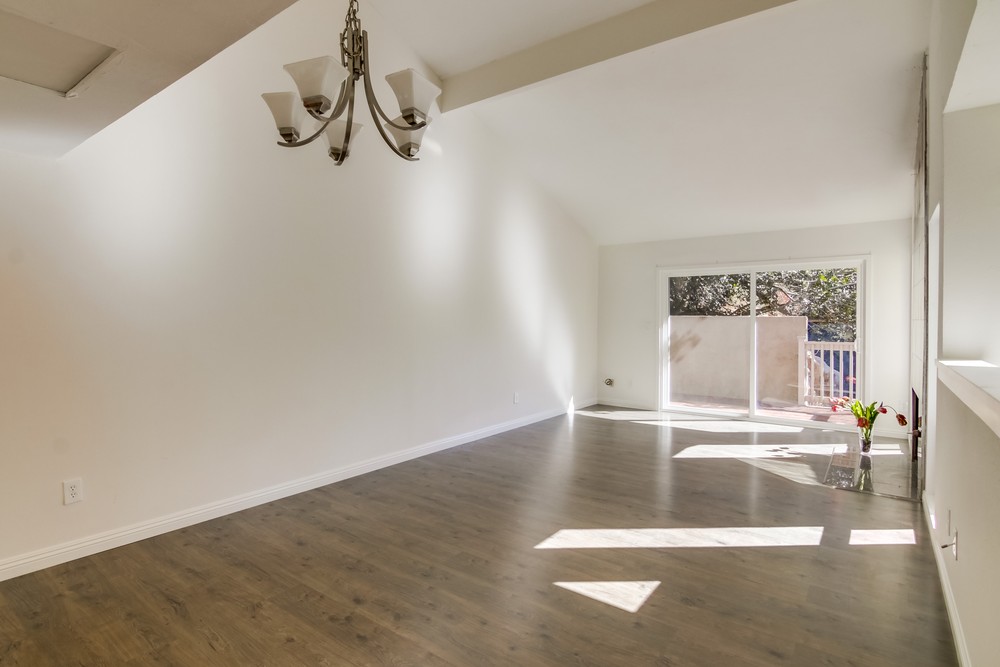 Virtual tour photo 13 of 62 for 2432 Wilbur Ave